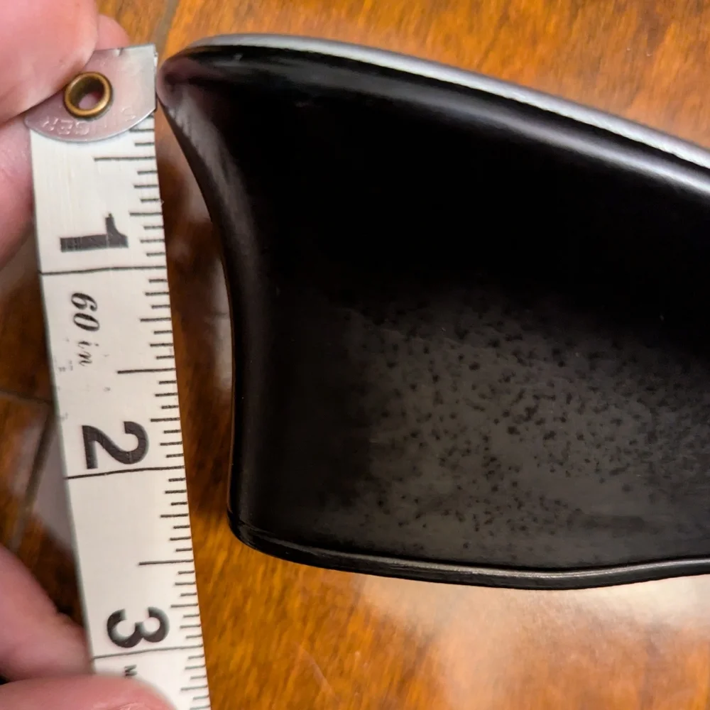 Italian Shoemakers Women's Silver Sandals - Picture 5 of 6